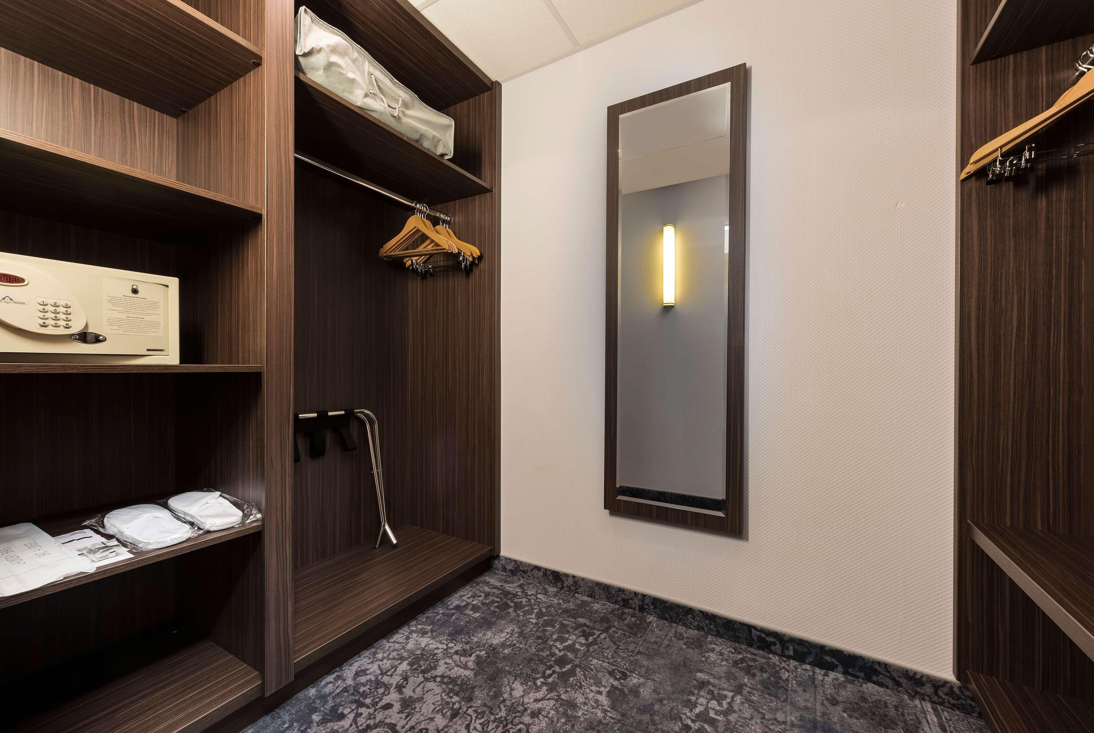 Wyndham Koeln Ξενοδοχείο Εξωτερικό φωτογραφία