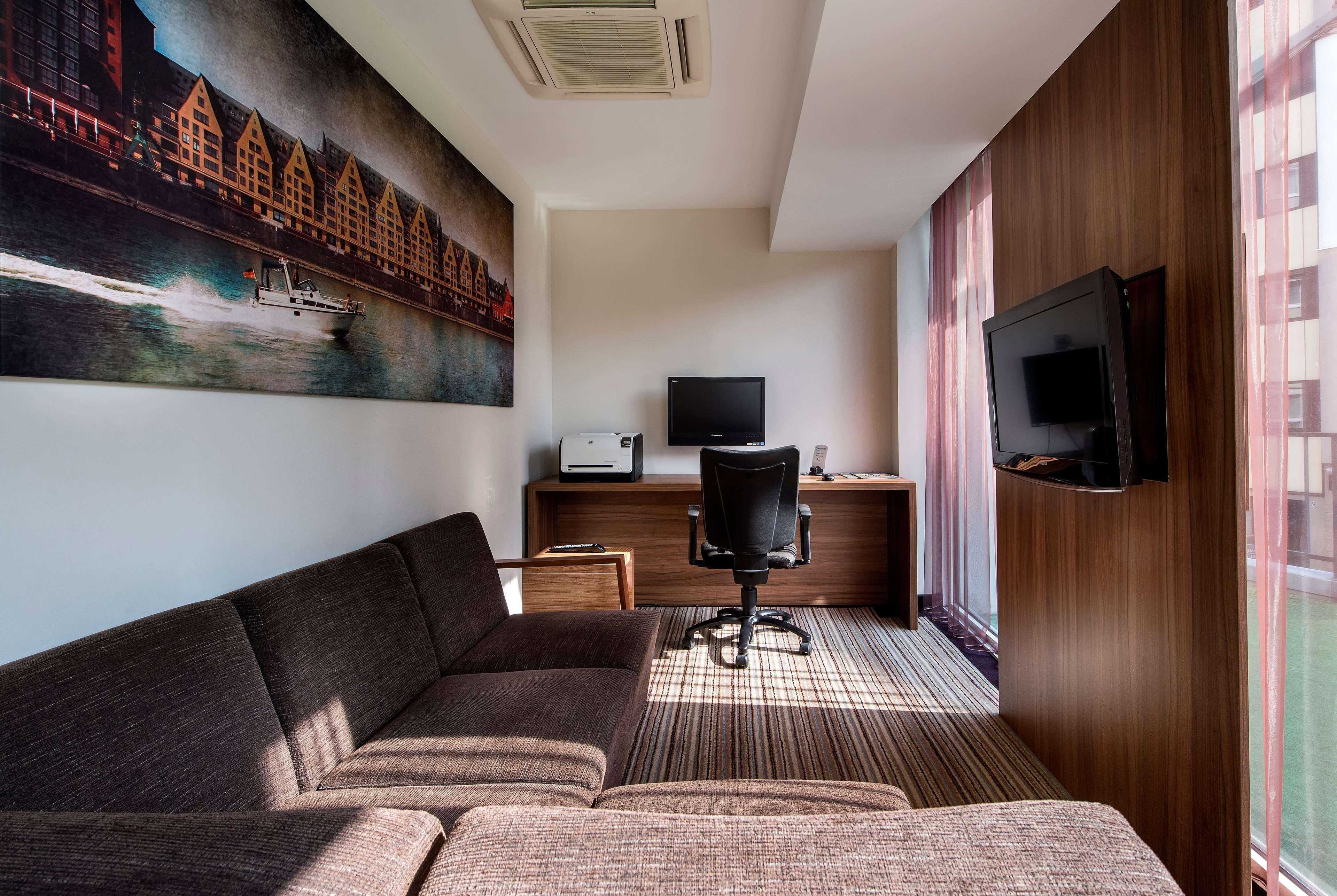Wyndham Koeln Ξενοδοχείο Εξωτερικό φωτογραφία