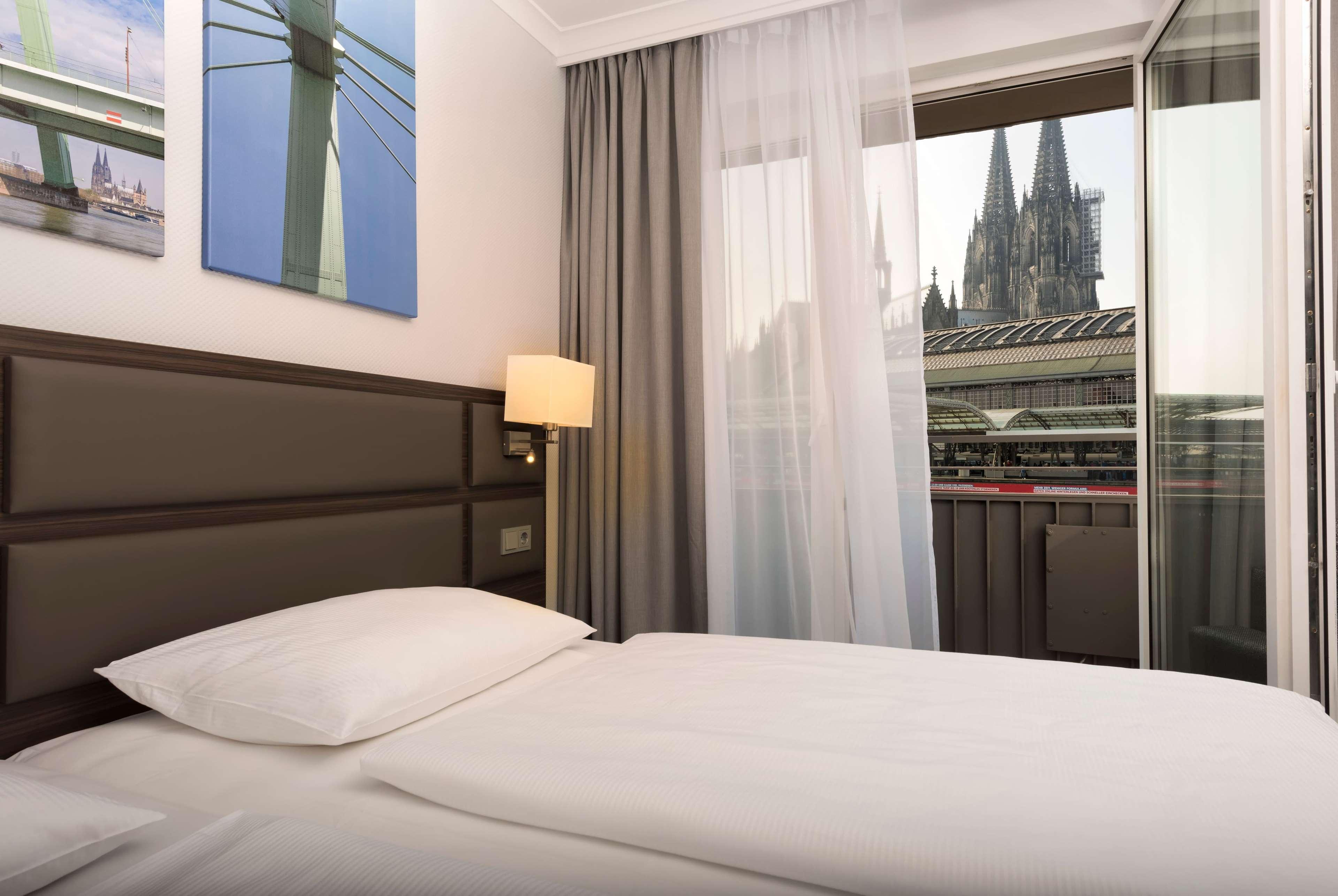 Wyndham Koeln Ξενοδοχείο Εξωτερικό φωτογραφία