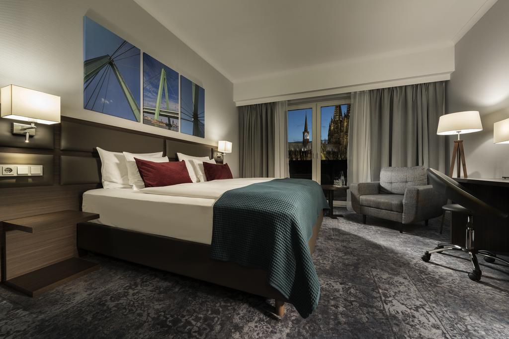 Wyndham Koeln Ξενοδοχείο Δωμάτιο φωτογραφία